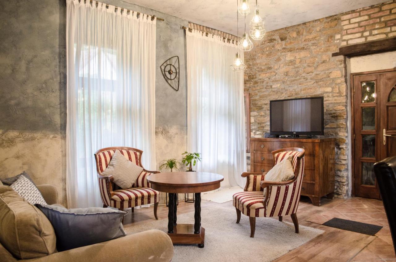 Kohaz Apartman Apartment Veszprém Екстериор снимка