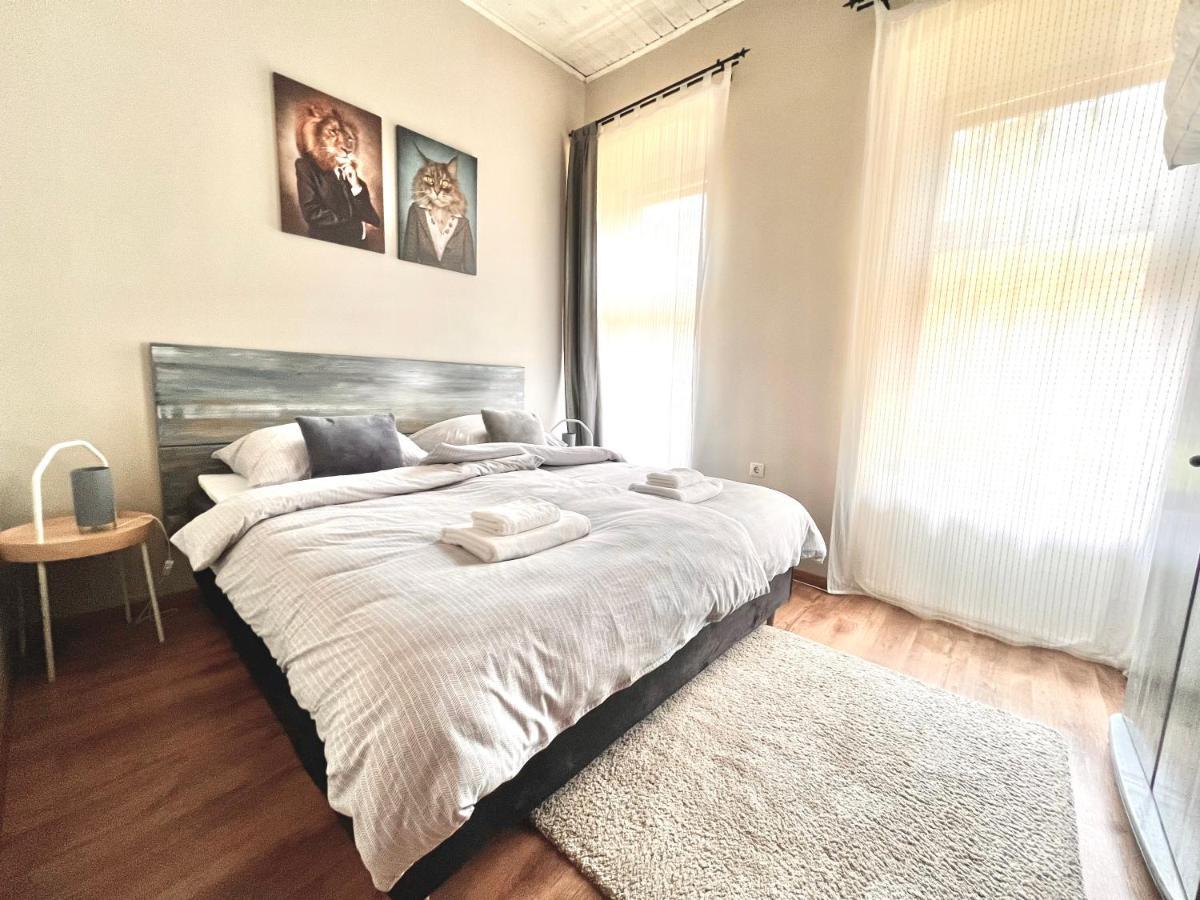 Kohaz Apartman Apartment Veszprém Екстериор снимка