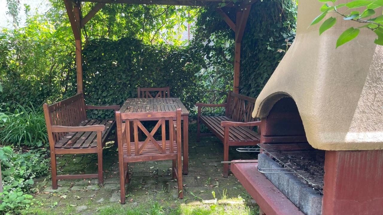 Kohaz Apartman Apartment Veszprém Екстериор снимка