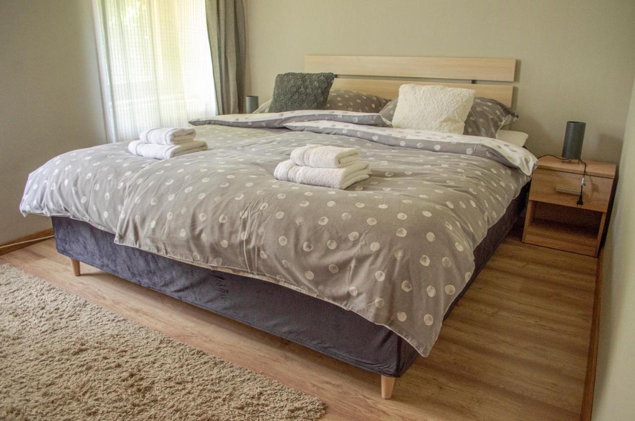 Kohaz Apartman Apartment Veszprém Екстериор снимка